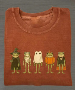 Halloween Trick Or Treat T-Shirt Halloween Mens Apparel Gift Ideas For Brother