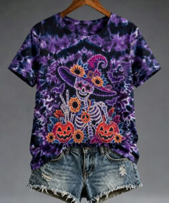 Sunflower Skeleton Witch Tie Dye T-Shirt Halloween Spooky Womens Apparel Gifts For Sister